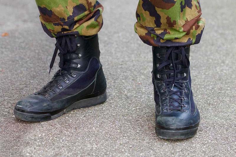 Are Military Boots Good For Hiking